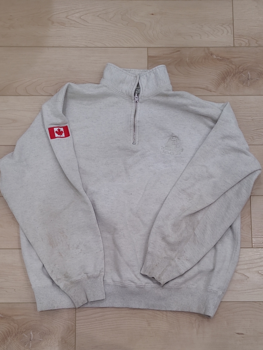 90's Men's Stain/Distressed Light Gray Half-Zip Pullover Made In Canada